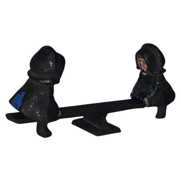Vintage John Wright Cast Iron Amish 2 Girls on Teeter Totter 1997 Figures - A267 - Picture 9 of 10